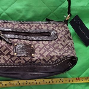Tommy Hilfiger small purse